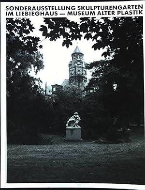 Seller image for Sonderausstellung Skulpturengarten im Liebieghaus - Museum Alter Plastik for sale by books4less (Versandantiquariat Petra Gros GmbH & Co. KG)