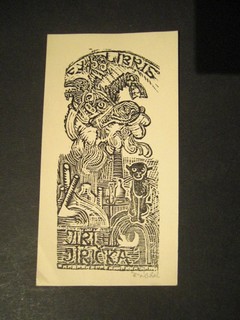 Image du vendeur pour Signiertes einfarbiges Ex Libris. mis en vente par Antiquariat im Schloss