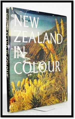 Imagen del vendedor de New Zealand In Colour a la venta por Blind-Horse-Books (ABAA- FABA)