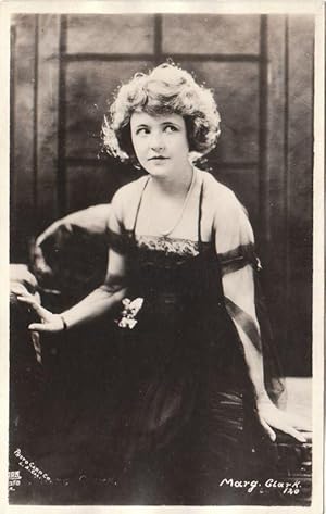 Image du vendeur pour Real Photo Postcard of Actress Margaret Clark mis en vente par biblioboy