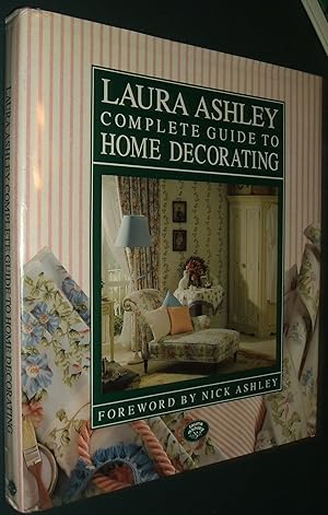 Laura Ashley: Complete Guide to Home Decorating