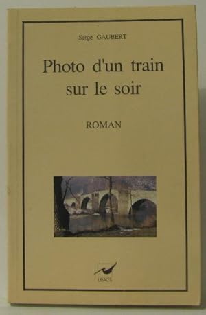 Bild des Verkufers fr Photo d'un train sur le soir zum Verkauf von crealivres