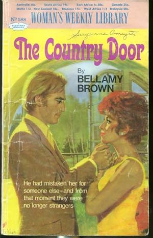 Imagen del vendedor de The Country Door - Woman's Weekly Library No.588 a la venta por Librairie Le Nord