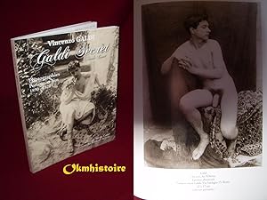 Imagen del vendedor de Jeux d'hommes 1895-1940 (photographies clandestines 1895-1940) a la venta por Okmhistoire