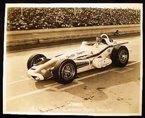 Bild des Verkufers fr 1964 8" x 10" A.J. Foyt Indianapolis Motor Speedway Photograph zum Verkauf von Certain Books, ABAA