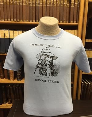 Image du vendeur pour Bonnie Abbzug T-Shirt - Light Blue (M); The Monkey Wrench Gang T-Shirt Series mis en vente par Ken Sanders Rare Books, ABAA