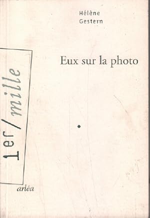 Image du vendeur pour Eux sur la photo mis en vente par librairie philippe arnaiz