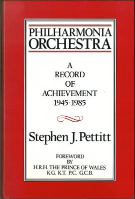 Imagen del vendedor de Philharmonia Orchestra. A Record of Achievemannt 1945 - 1985. (Foreword by the H.R.H. The Prince of Wales). a la venta por Antiquariat Weinek