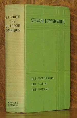 Bild des Verkufers fr THE OUTDOOR OMNIBUS - THE MOUNTAINS, THE CABIN, THE FOREST zum Verkauf von Andre Strong Bookseller