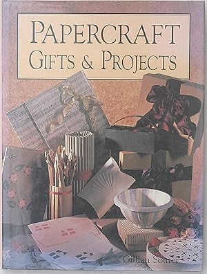 Immagine del venditore per Papercraft Gifts & Projects venduto da The Glass Key