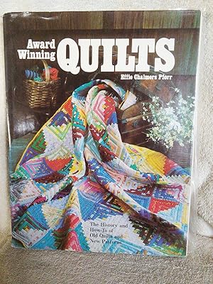 Seller image for Southern Living Award Winning Quilts for sale by Prairie Creek Books LLC.