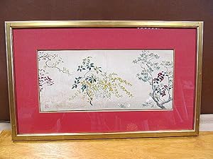 Fein ausgeführte farbige japanische Tuschzeichnung von blühenden Sträuchern und Blumen - wohl um ...