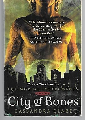 Imagen del vendedor de City Of Bones ( The Mortal Instruments Book One ) a la venta por Thomas Savage, Bookseller