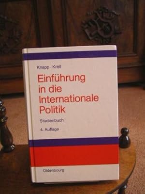 Einführung in die internationale Politik. Studienbuch.