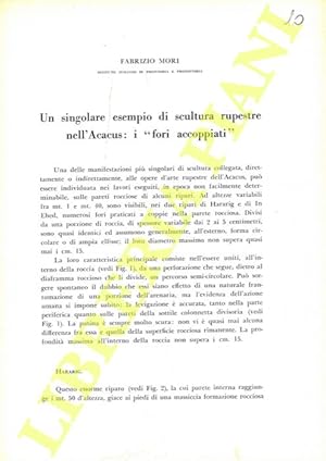 Un singolare esempio di scultura rupestre nell'Acacus: i  fori accoppiati  .
