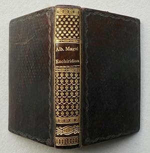 Imagen del vendedor de Beati Alberti Magni, Episcopi Ratisbonensis Enchiridion de virtutibus veris et perfectis, quod et Paradisus Animae dicitur. Edidit, praefatus est, et clero Ratisbonensi dicavit J. M. Sailer, Episcopus Germanicopolitanus, Dioeceseos Ratisbonensis coadjutor et vicarius generalis. a la venta por Franz Khne Antiquariat und Kunsthandel