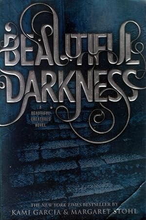 Immagine del venditore per Beautiful Darkness (Beautiful Creatures) venduto da Kayleighbug Books, IOBA