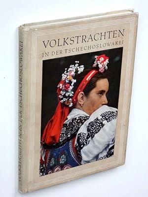 Bild des Verkufers fr Volkstrachten in der Tschechoslowakei zum Verkauf von Versandantiquariat Hsl