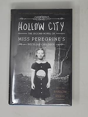 Imagen del vendedor de Hollow City (Miss Peregrine's Peculiar Children) a la venta por Cross Genre Books