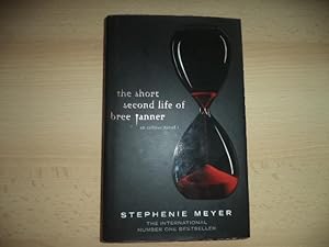 Imagen del vendedor de The Short Second Life of Bree Tanner: An Eclipse Novella (Twilight Saga) a la venta por Terry Blowfield