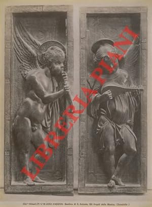 Padova. Basilica di S. Antonio, Donatello : Gli Angeli della Musica (8) - Candelabro in bronzo.