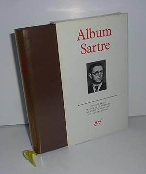 Imagen del vendedor de Album Sartre. Iconographie choisie et commente par Annie Cohen Solal. 345 illustrations. Album de la pliade. Paris. NRF. Gallimard. 1991. a la venta por Mesnard - Comptoir du Livre Ancien