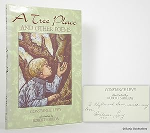 Bild des Verkufers fr A Tree Place: And Other Poems zum Verkauf von Banjo Booksellers, IOBA