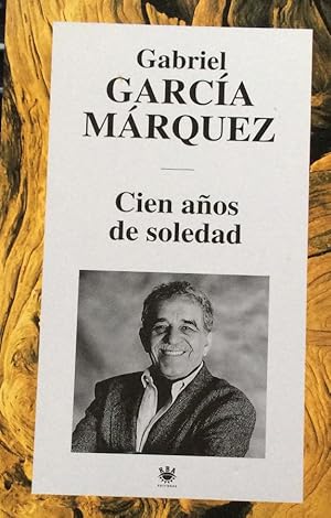 Imagen del vendedor de Cien aos de soledad a la venta por LIBRERA SOLN