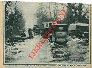 Il flagello delle inondazioni in Inghilterra: le strade di campagna nei dintorni di Londra allaga...