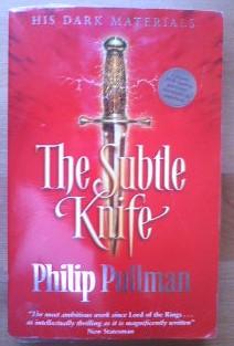 Image du vendeur pour The Subtle Knife (His Dark Materials) mis en vente par Collector's Corner