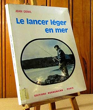 Image du vendeur pour LE LANCER LEGER EN MER mis en vente par Livres 113