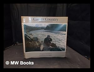 Bild des Verkufers fr Carver Country : the World of Raymond Carver / Photographs by Bob Adelman ; Introduction by Tess Gallagher zum Verkauf von MW Books