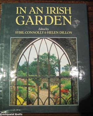 Imagen del vendedor de In an Irish Garden. Photographs by Walter Pfeiffer. a la venta por Antiquariat libretto Verena Wiesehfer