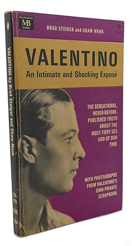 Imagen del vendedor de VALENTINO : An Intimate and Shocking Expose a la venta por Rare Book Cellar