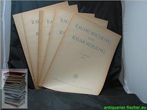 Bild des Verkufers fr Raumforschung und Raumordnung 19. Jahrgang 1961 -4 Hefte (komplett) Raumforschung und Raumordnung ; +Heft Nr. 1, 1962 als Zugabe zum Verkauf von Antiquariat-Fischer - Preise inkl. MWST