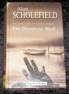 Immagine del venditore per The Drowning Mark venduto da Yare Books