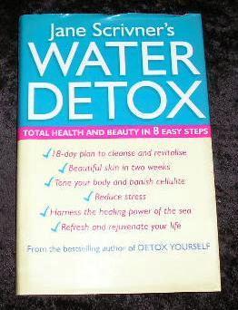 Immagine del venditore per Water Detox venduto da Yare Books