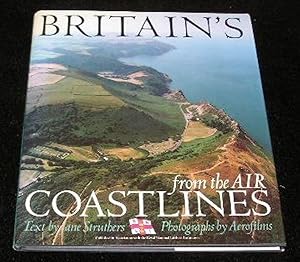 Bild des Verkufers fr Britains Coastline from the Air zum Verkauf von Yare Books