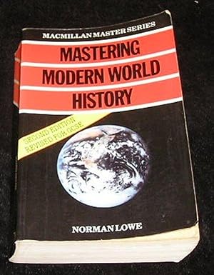 Bild des Verkufers fr Mastering Modern World History zum Verkauf von Yare Books