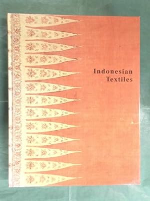 Seller image for Indonesian Textiles - Symposium 1985 for sale by Buchantiquariat Uwe Sticht, Einzelunter.