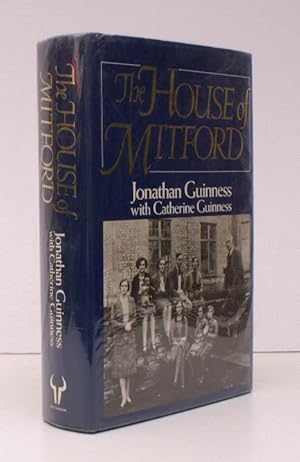 Image du vendeur pour The House of Mitford. NEAR FINE COPY IN UNCLIPPED DUSTWRAPPER mis en vente par Island Books