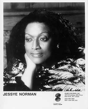 Bild des Verkufers fr Portrait of opera soprano Jessye Norman. zum Verkauf von Wittenborn Art Books