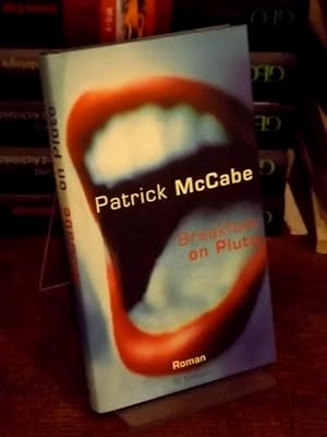 Immagine del venditore per Breakfast on Pluto. Roman. Aus dem Englischen von Hans-Christian Oeser. venduto da Altstadt-Antiquariat Nowicki-Hecht UG