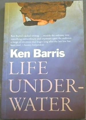 Bild des Verkufers fr Life Underwater zum Verkauf von Chapter 1