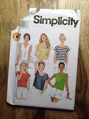 SIMPLICTY SEWING PATTERN : #7517, Misses' Tops : Sizes BB(L-XL)