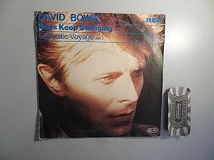 Bild des Verkufers fr Boys Keep Swinging [Vinyl, 7"-Single, PB 1585]. zum Verkauf von Druckwaren Antiquariat