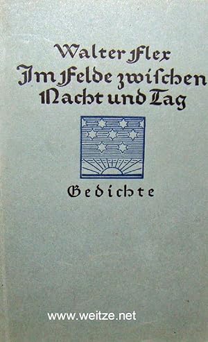 Imagen del vendedor de Im Feld zwischen Nacht und Tag, a la venta por Antiquariat Ehbrecht - Preis inkl. MwSt.