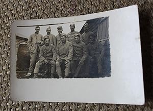 CPA Photographie groupe poilus soldats militaire