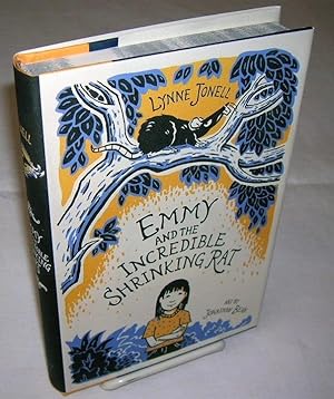 Seller image for EMMY AND THE INCREDIBLE SHRINKING RAT (Emmy and the Rat) for sale by Windy Hill Books