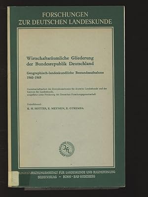 Immagine del venditore per Wirtschaftsrumliche Gliederung der Bundesrepublik Deutschland. Geographisch-landeskundliche Bestandsaufnahme 1960-1969. Gemeinschaftsarbeit des Zentralausschusses fr deutsche Landeskunde und des Instituts fr Landeskunde, ausgefhrt unter Frderung der Deutschen Forschungsgemeinschaft. Forschungen zur deutschen Landeskunde, Band 193. venduto da Antiquariat Bookfarm